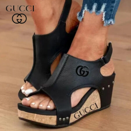 Gucci – New trendy sandals
